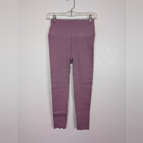 NWOT Spiritual Gangster Purple Leggings - Picture 1 of 3